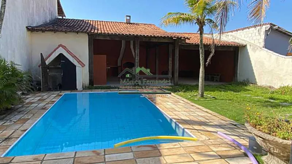 Casa, 4 quartos, 270 m² - Foto 1