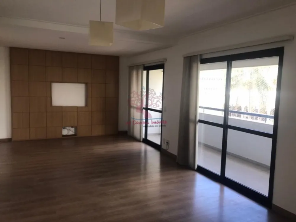 Apartamento, 3 quartos, 161 m² - Foto 2