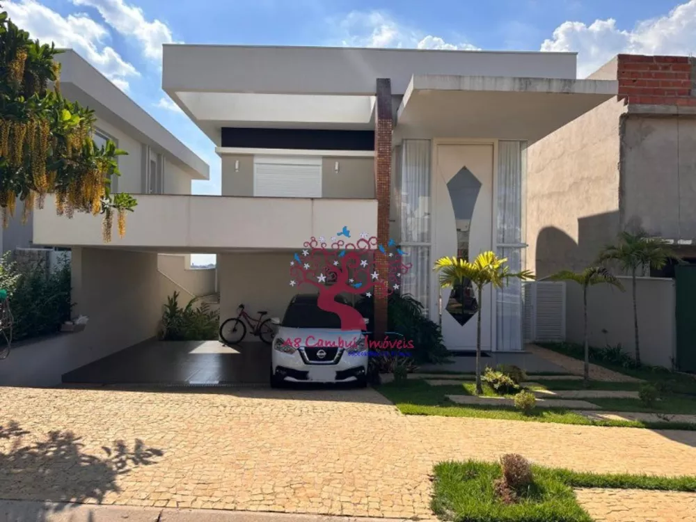 Casa à venda e aluguel com 4 quartos, 360m² - Foto 1