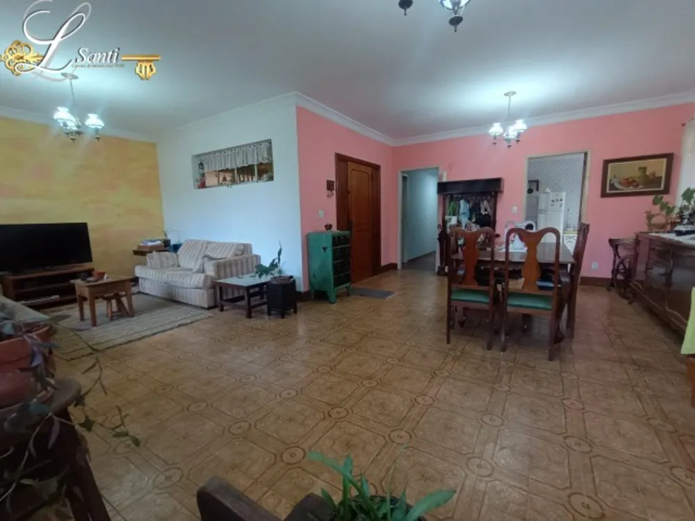 Casa, 3 quartos, 206 m² - Foto 2