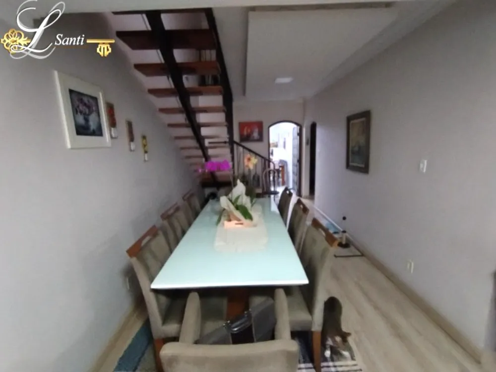 Sobrado, 3 quartos, 279 m² - Foto 1