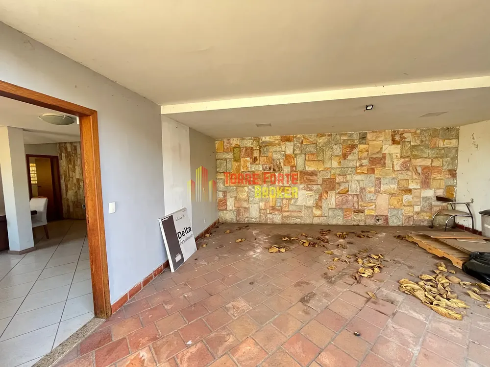 Casa, 3 quartos, 235 m² - Foto 2