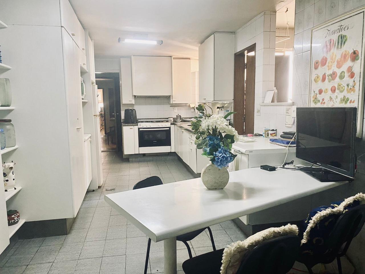 Apartamento à venda com 4 quartos, 280m² - Foto 31