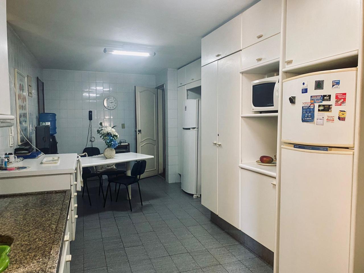 Apartamento à venda com 4 quartos, 280m² - Foto 19