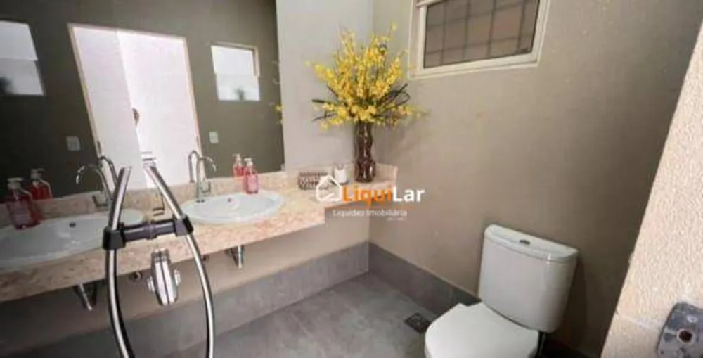 Casa, 3 quartos, 211 m² - Foto 8