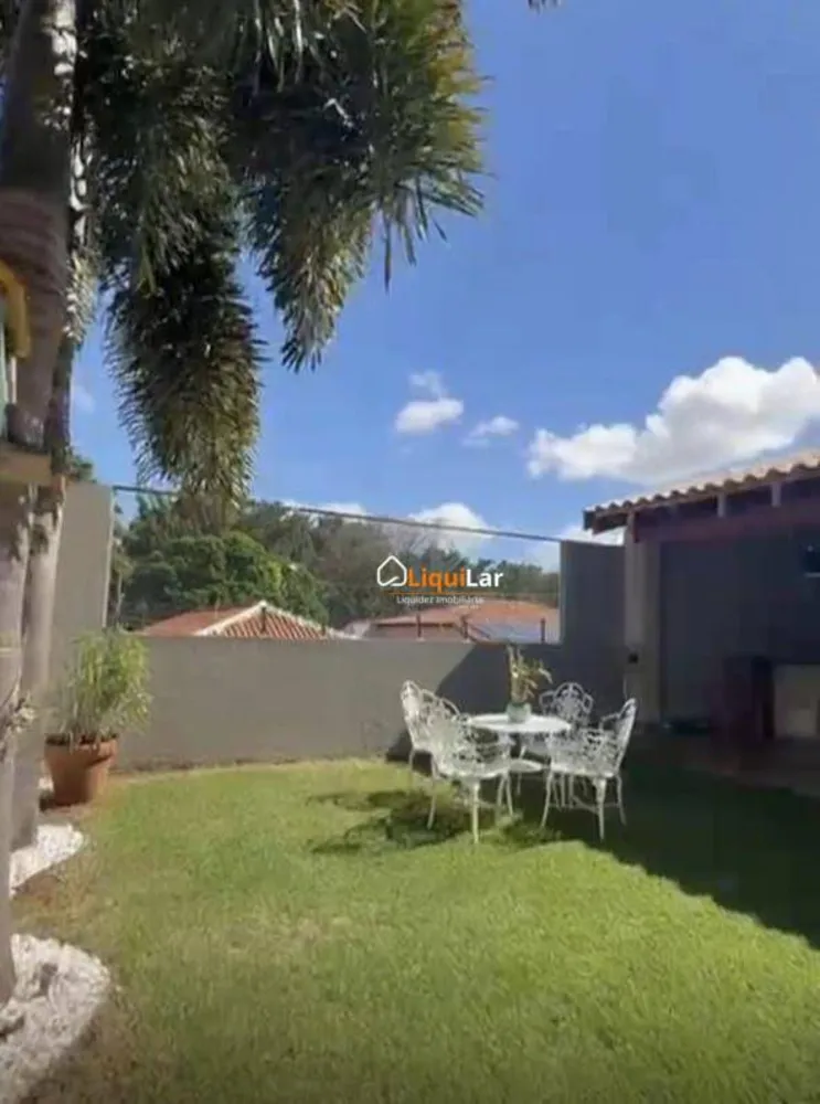 Casa, 3 quartos, 211 m² - Foto 3
