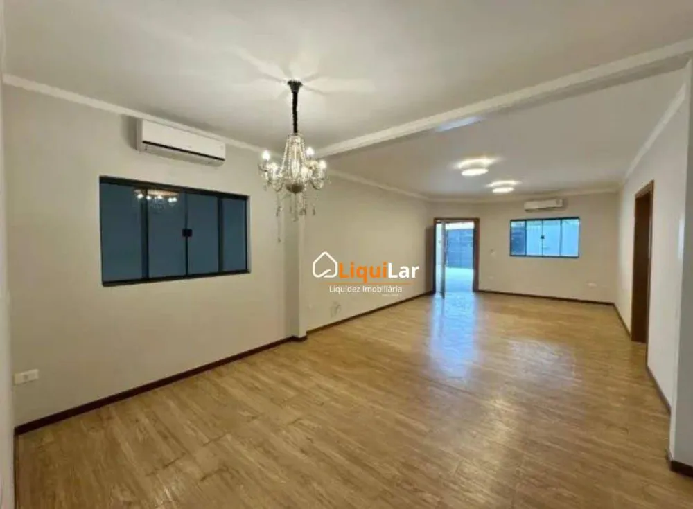 Casa, 2 quartos, 342 m² - Foto 4