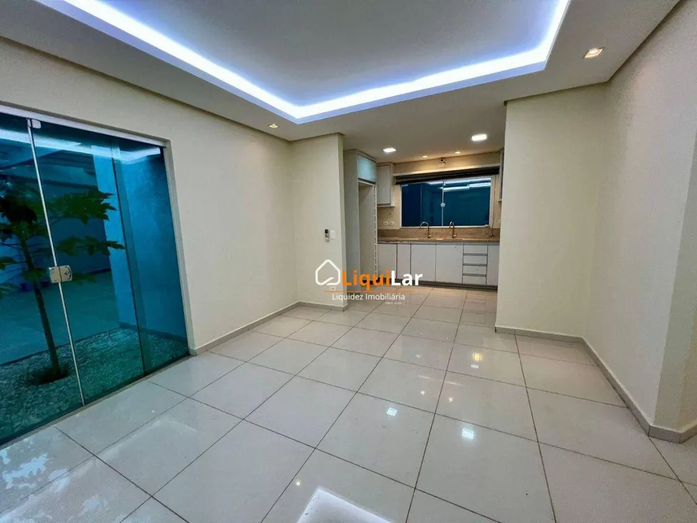 Casa, 3 quartos, 194 m² - Foto 4