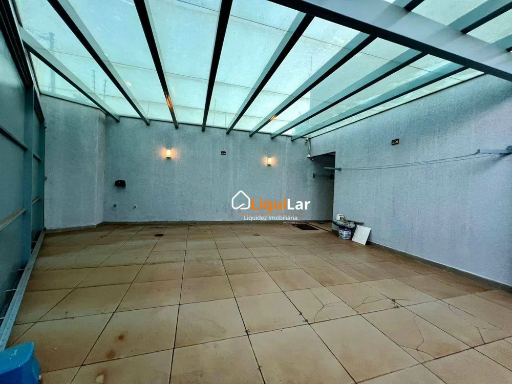 Casa, 3 quartos, 194 m² - Foto 2