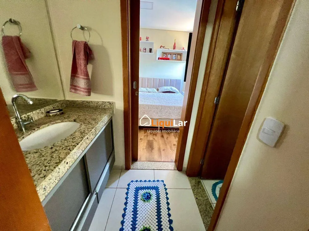 Apartamento, 3 quartos, 237 m² - Foto 2