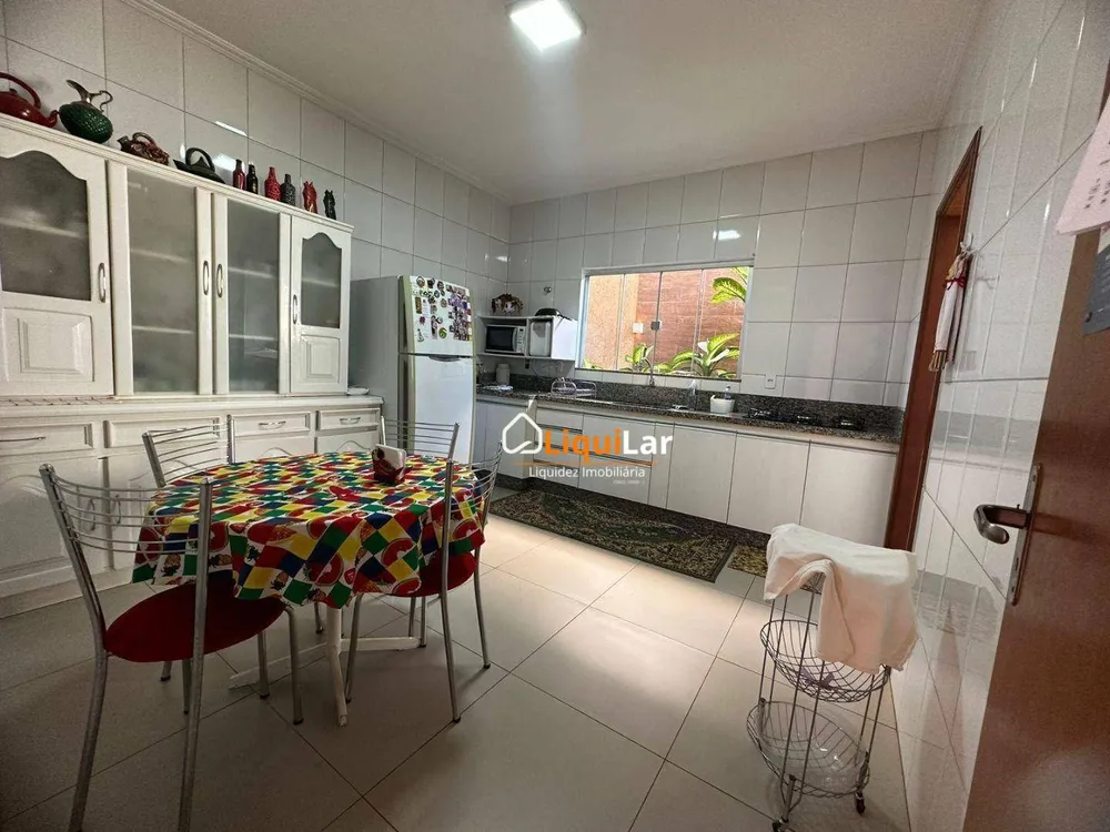 Sobrado, 3 quartos, 292 m² - Foto 8