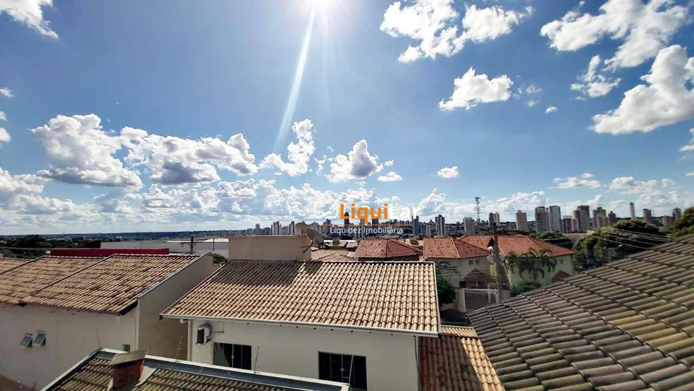 Sobrado, 3 quartos, 292 m² - Foto 2
