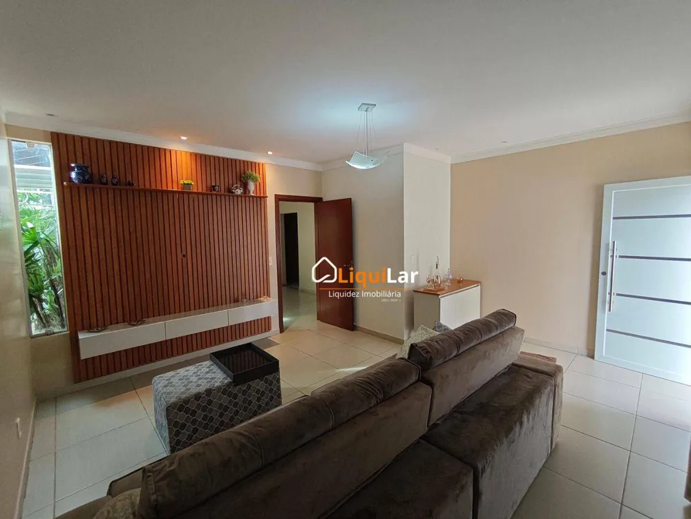 Casa, 2 quartos, 220 m² - Foto 3