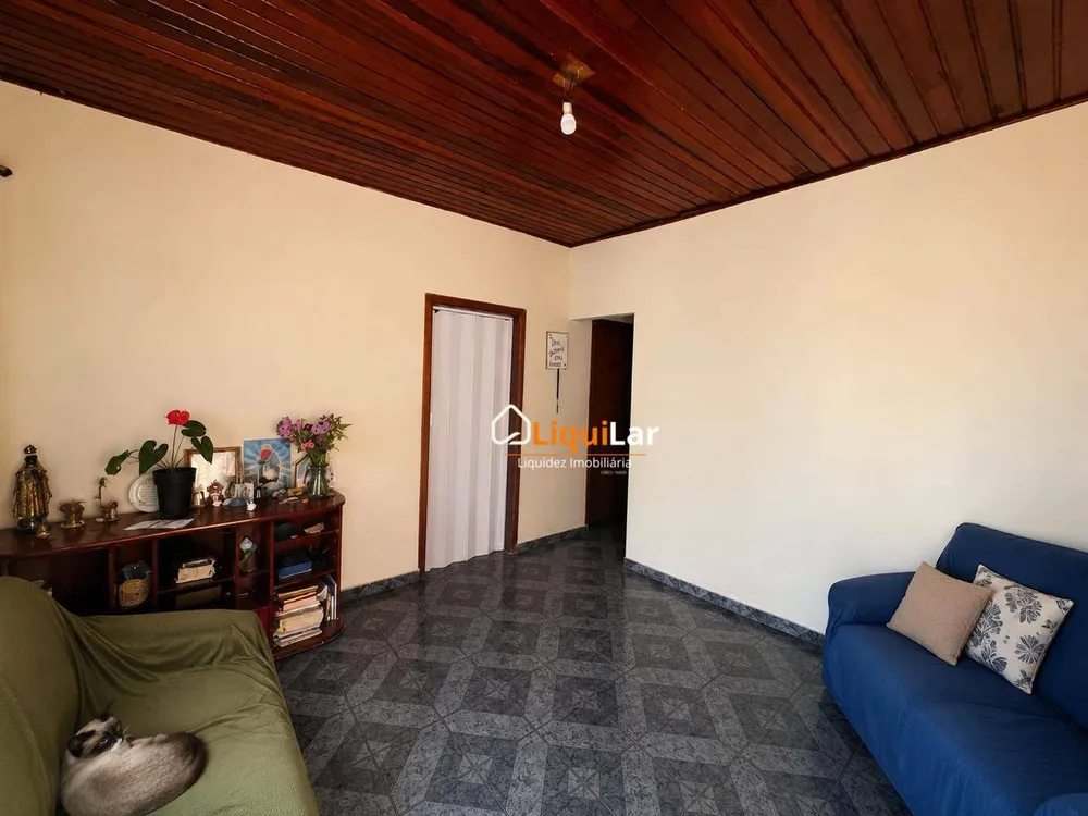 Casa, 4 quartos, 137 m² - Foto 2