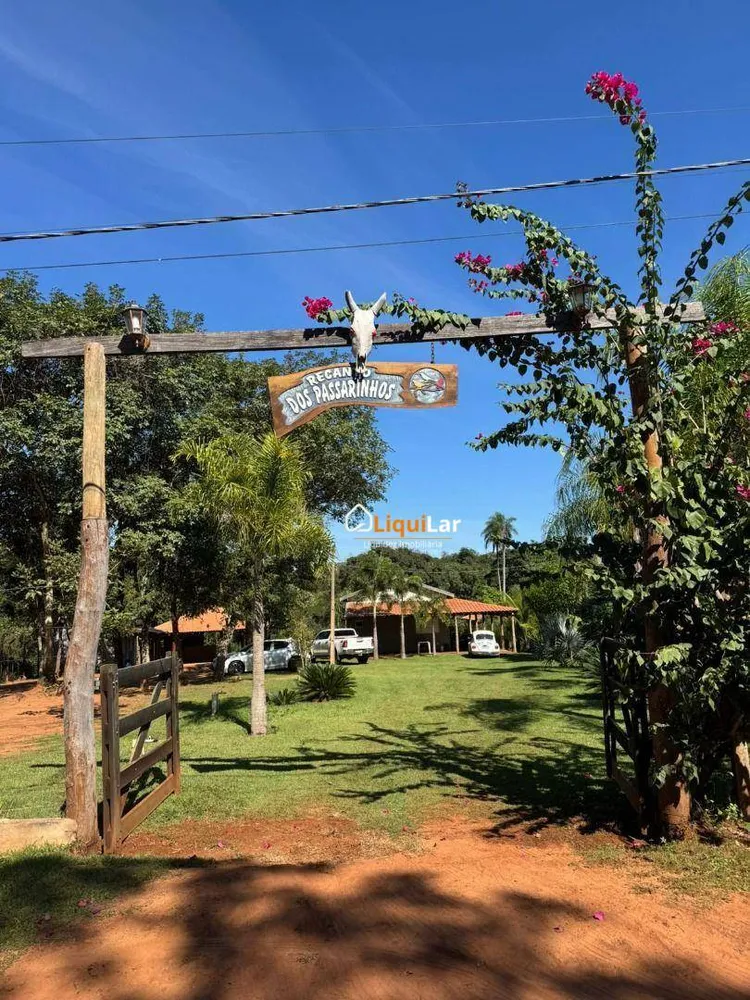 Chácara, 3 quartos, 3000 m² - Foto 1