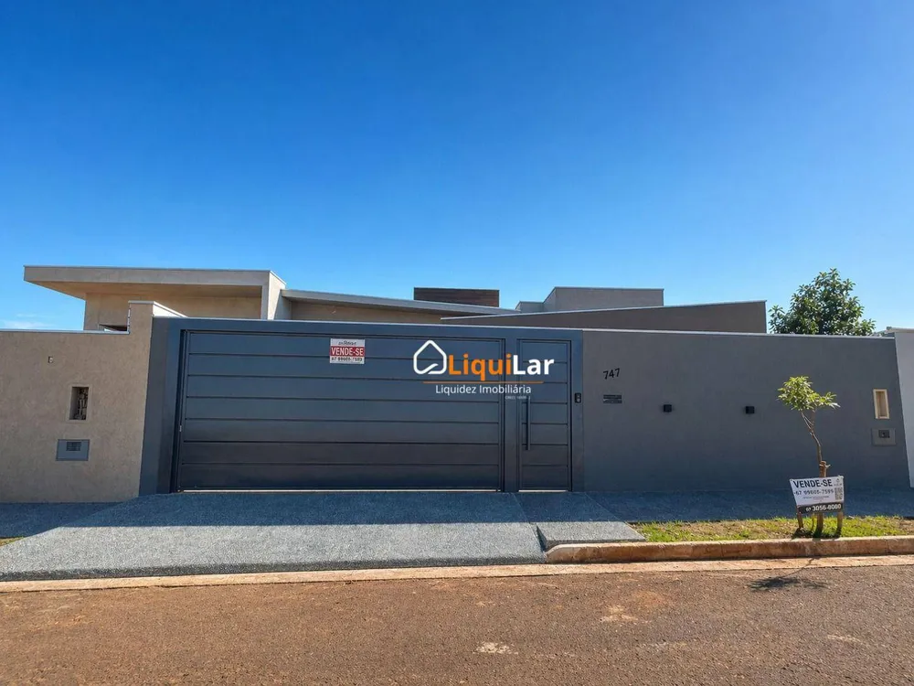 Casa, 3 quartos, 210 m² - Foto 1