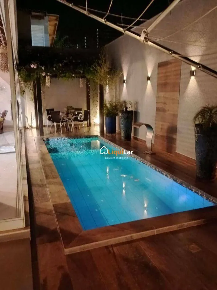 Casa, 3 quartos, 244 m² - Foto 12