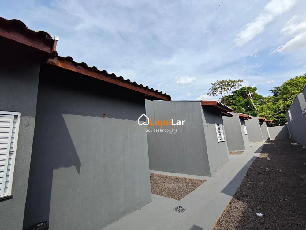 Casa, 2 quartos, 49 m² - Foto 2