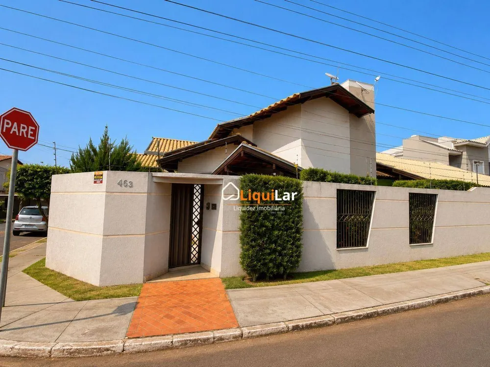 Casa, 3 quartos, 228 m² - Foto 2