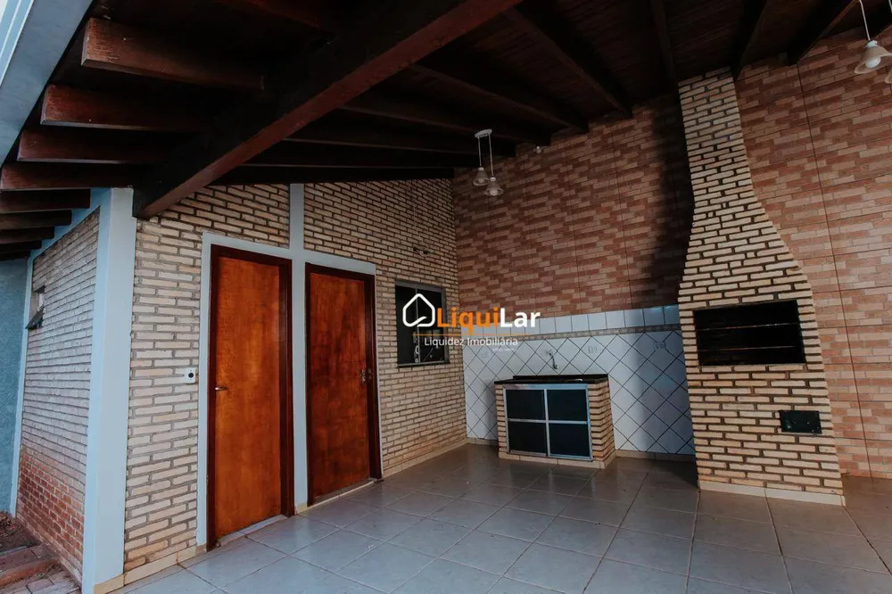 Casa, 3 quartos, 210 m² - Foto 4