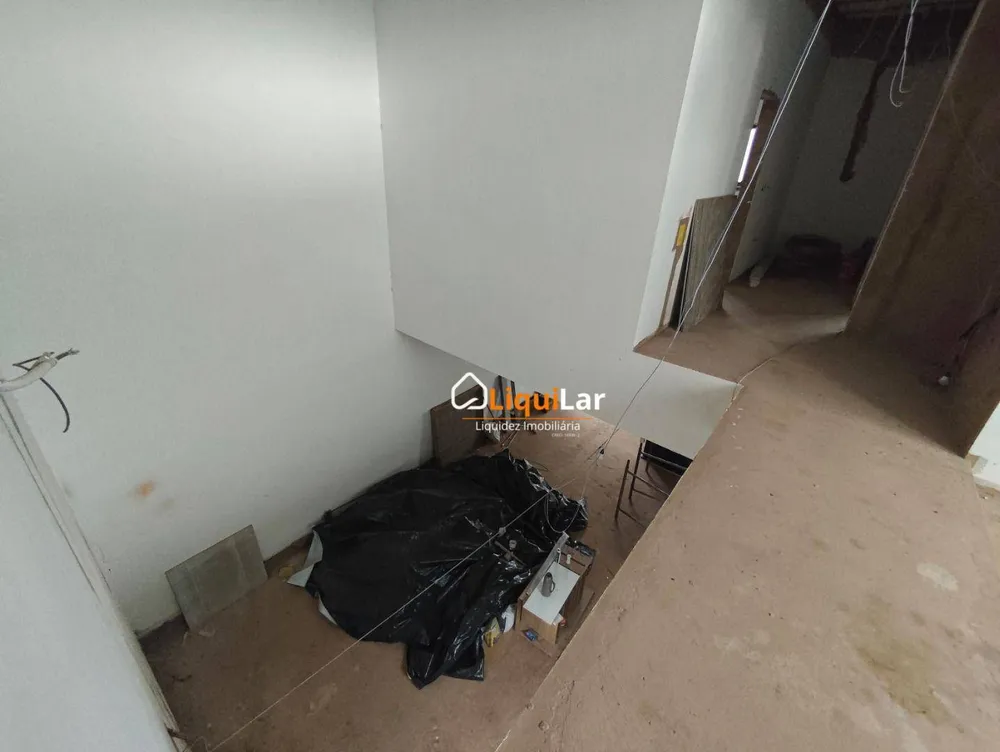 Sobrado, 4 quartos, 266 m² - Foto 4