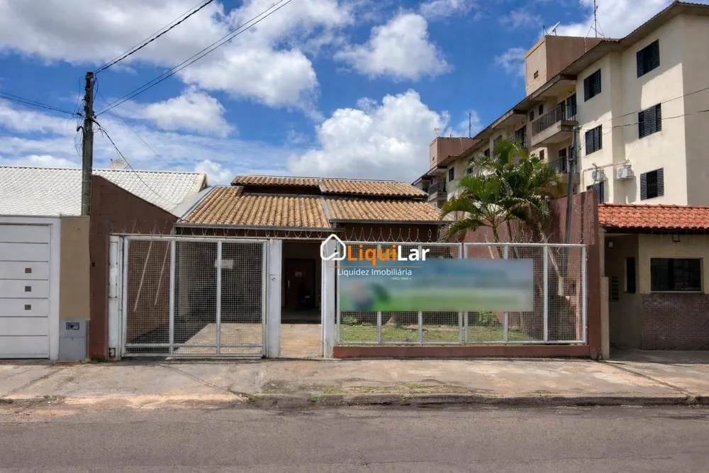 Casa, 2 quartos, 181 m² - Foto 1