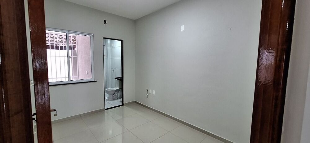 Casa à venda com 4 quartos, 162m² - Foto 3