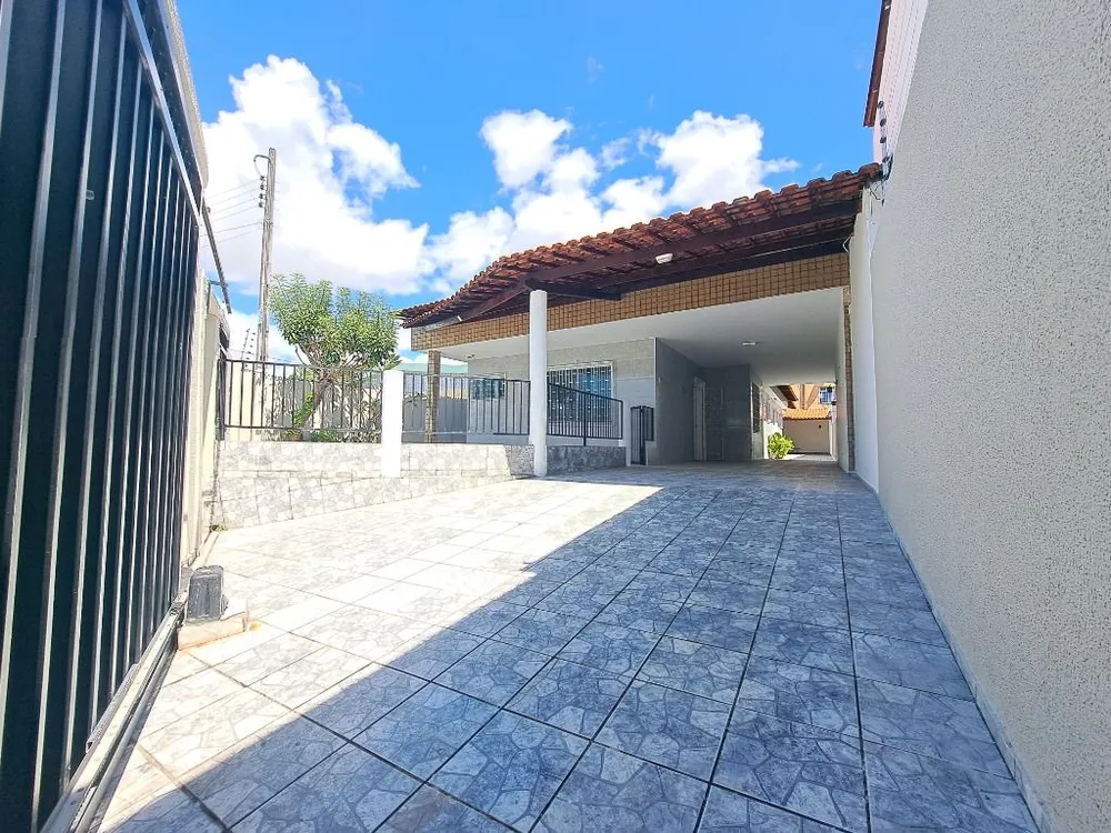 Casa, 4 quartos, 260 m² - Foto 4