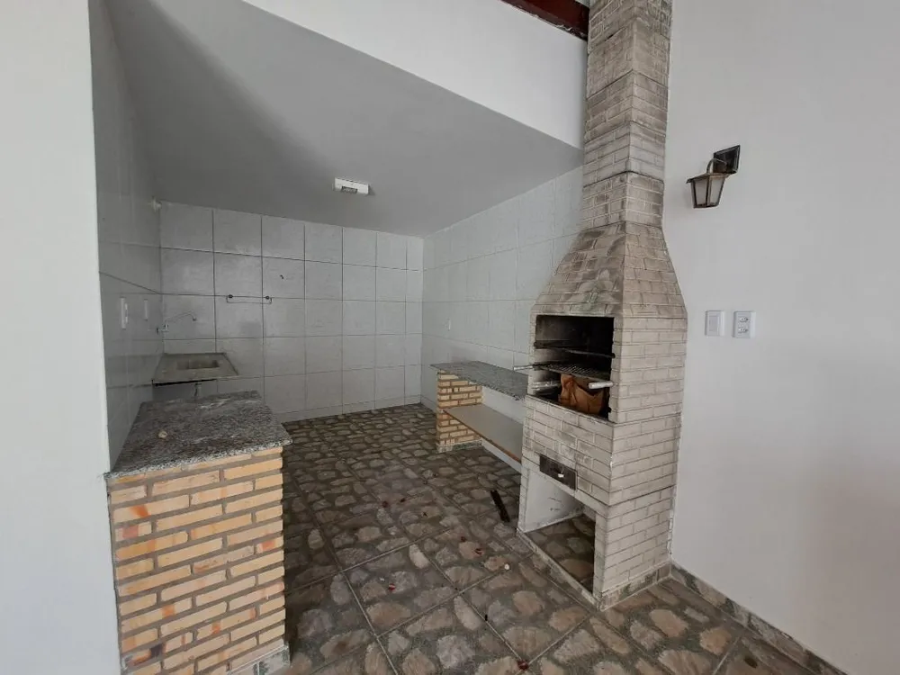 Casa, 4 quartos, 260 m² - Foto 2