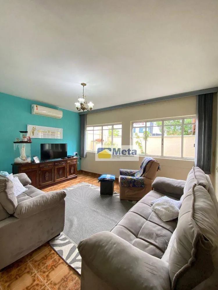Casa, 3 quartos, 244 m² - Foto 3