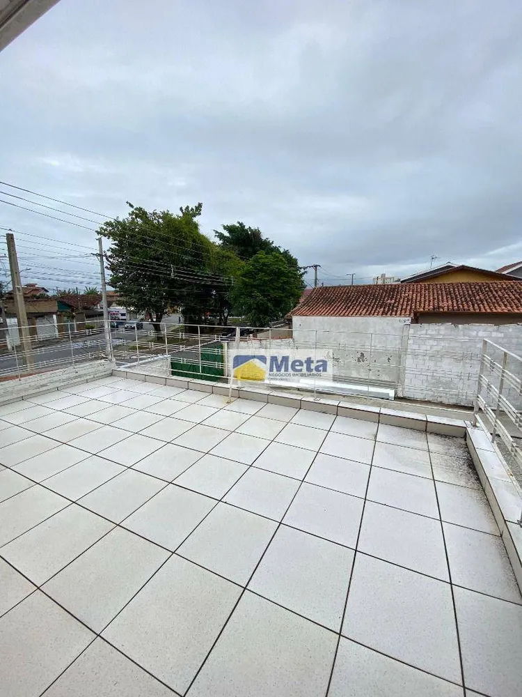 Casa, 3 quartos, 244 m² - Foto 10