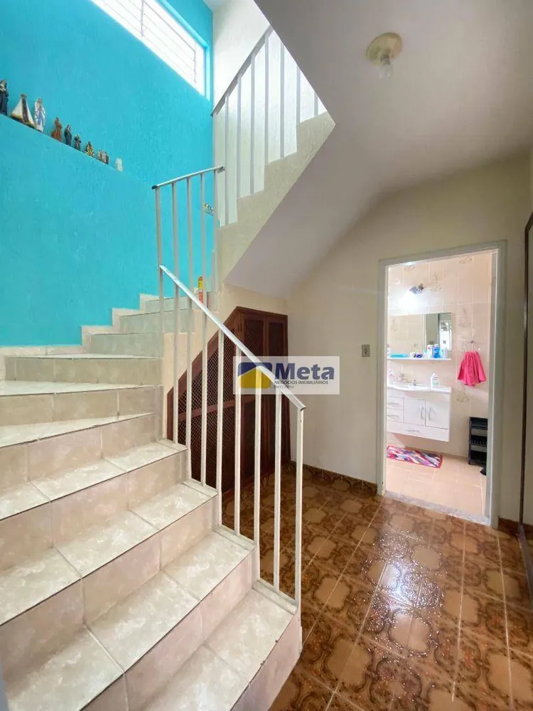 Casa, 3 quartos, 244 m² - Foto 4