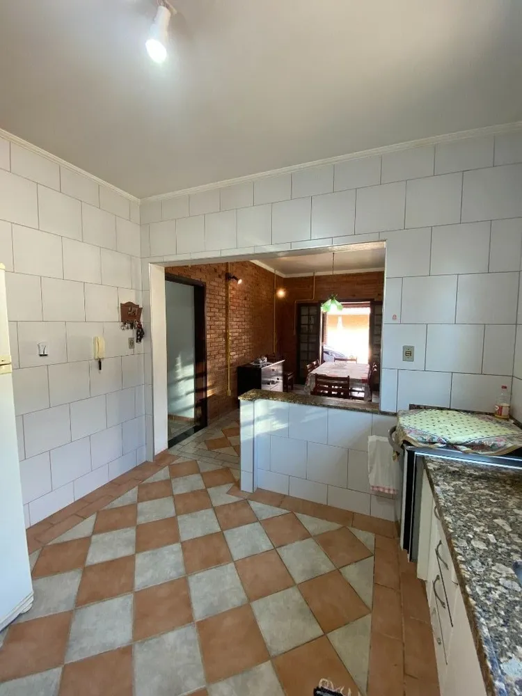 Casa, 3 quartos, 238 m² - Foto 4
