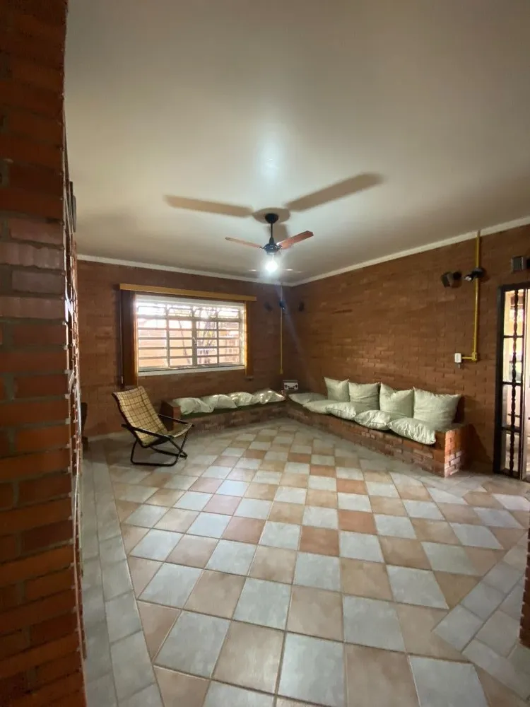 Casa, 3 quartos, 238 m² - Foto 2