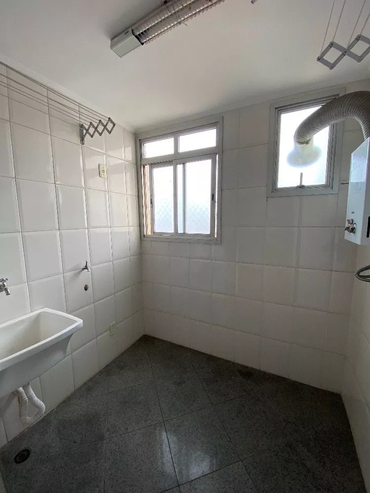 Apartamento à venda com 3 quartos, 90m² - Foto 8