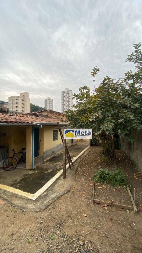 Casa à venda com 2 quartos, 80m² - Foto 1