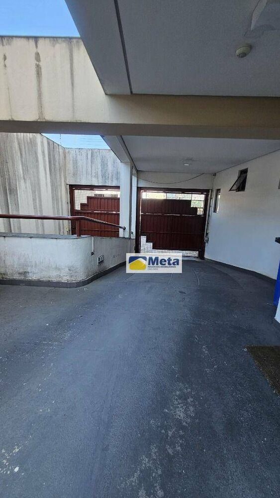 Apartamento à venda com 2 quartos, 75m² - Foto 15