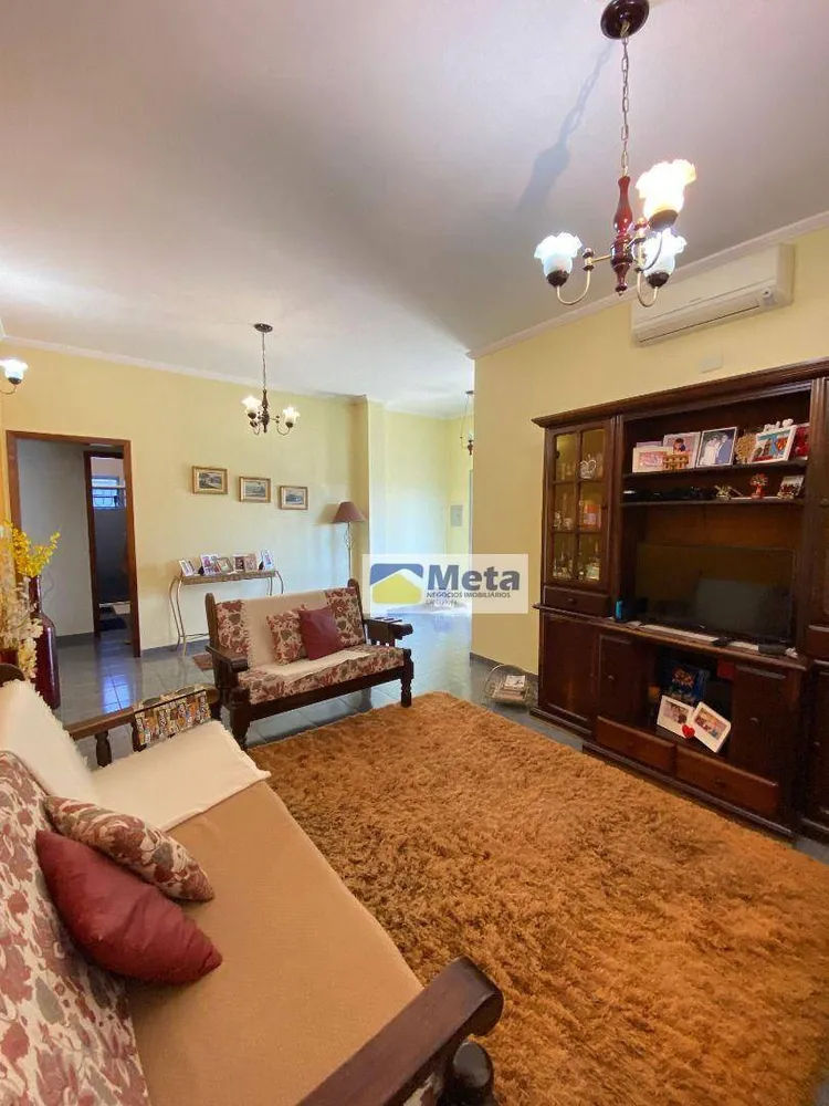 Casa, 3 quartos, 215 m² - Foto 8