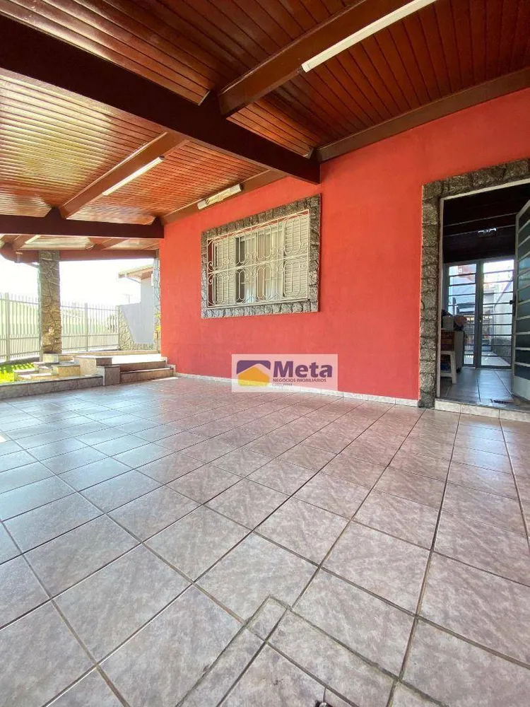 Casa, 3 quartos, 215 m² - Foto 3
