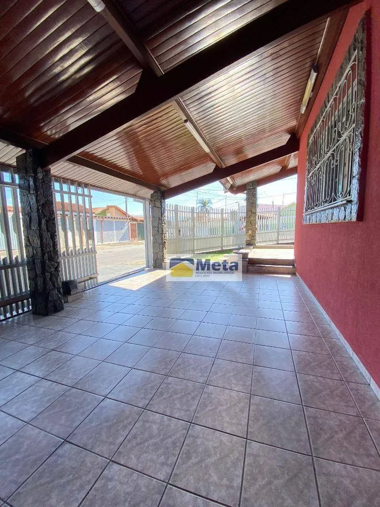 Casa, 3 quartos, 215 m² - Foto 4