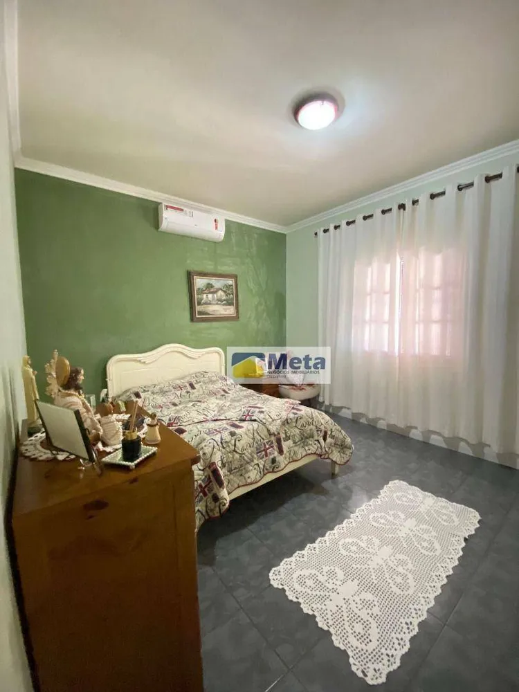 Casa, 3 quartos, 215 m² - Foto 12