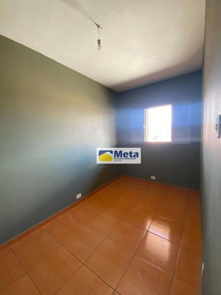 Casa à venda com 3 quartos, 218m² - Foto 8