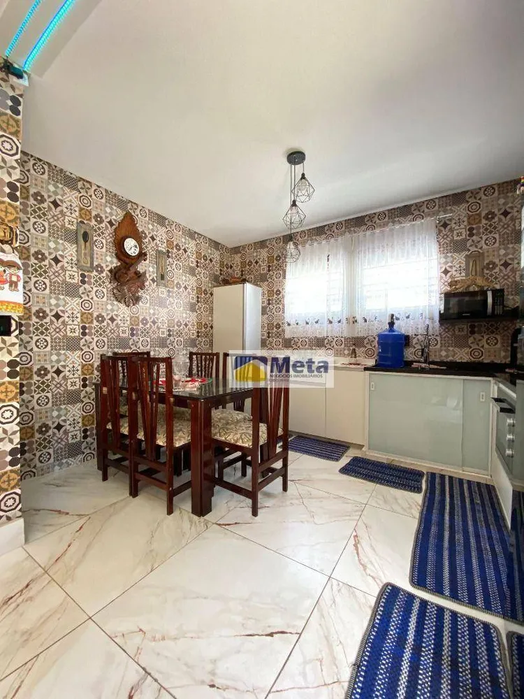 Casa, 3 quartos, 160 m² - Foto 2