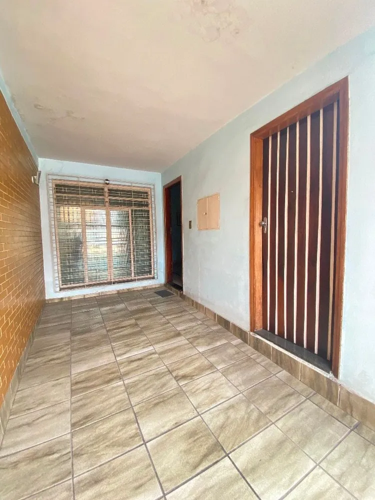 Casa, 3 quartos, 200 m² - Foto 1