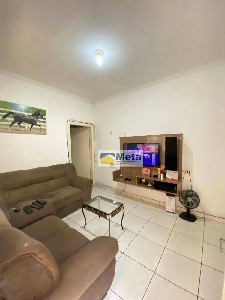 Casa, 2 quartos, 70 m² - Foto 1