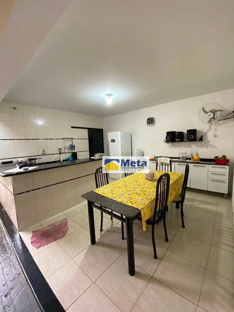 Casa, 3 quartos, 180 m² - Foto 1
