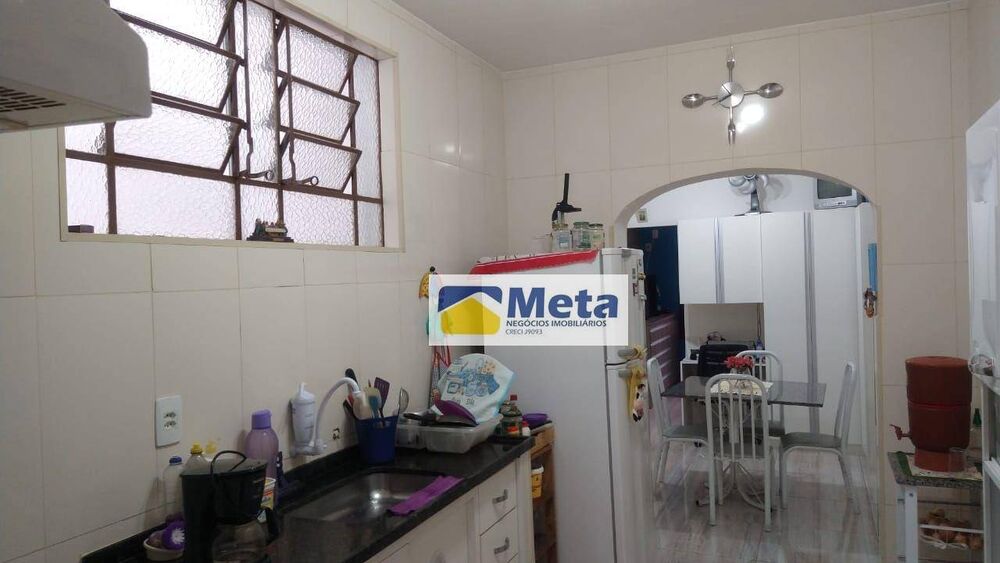 Casa à venda com 3 quartos, 130m² - Foto 12