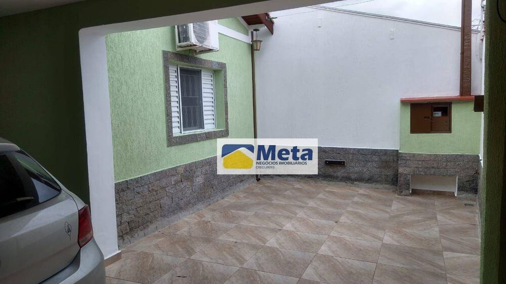 Casa à venda com 3 quartos, 130m² - Foto 3