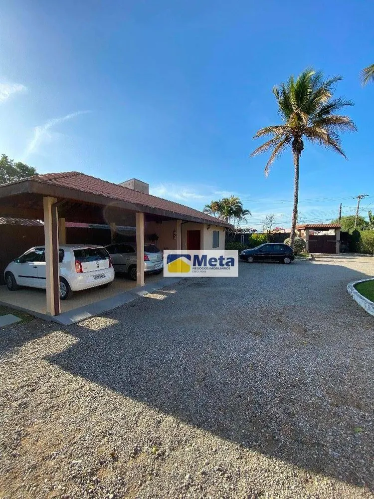 Chácara, 3 quartos, 5800 m² - Foto 1
