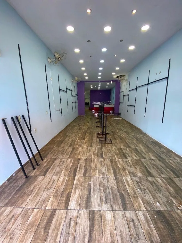 Loja-Salão, 130 m² - Foto 1